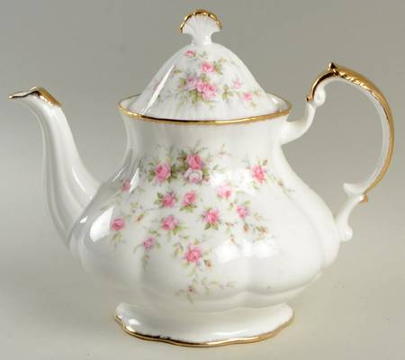 Victoriana Rose (Montrose Shape) Teapot & Lid