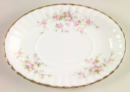 Victoriana Rose (Montrose Shape) Underplate for Gravy Boat