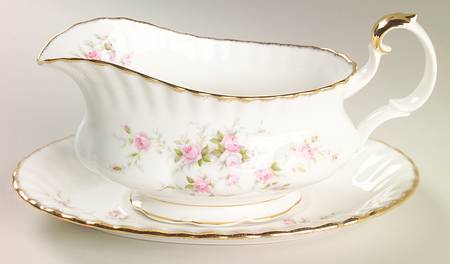 Victoriana Rose (Montrose Shape) Gravy Boat & Underplate