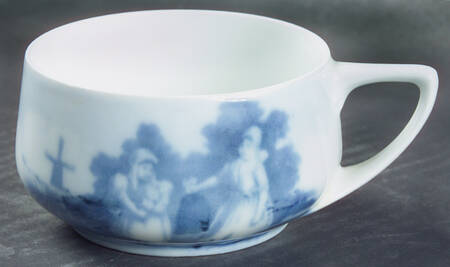 Old Dutch (No Trim) Flat Cup