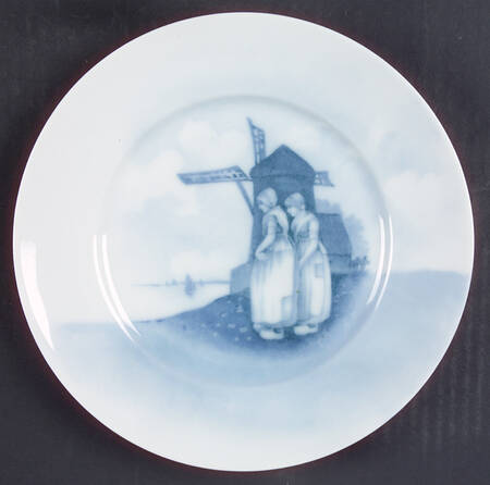 Old Dutch (No Trim) Salad Plate