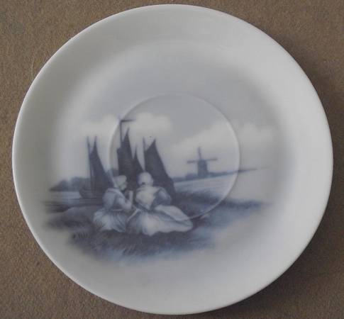 Old Dutch (No Trim) Flat Cup & Saucer Set