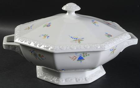 R772 Round Covered Vegetable