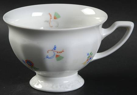 R772 Footed Cup
