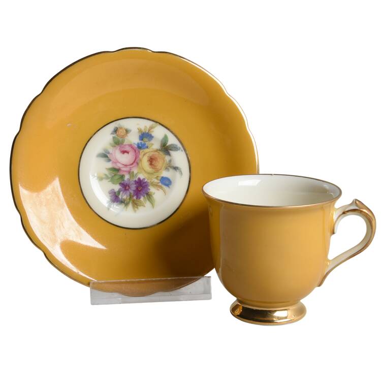 ROI28 Footed Demitasse Cup & Saucer Set