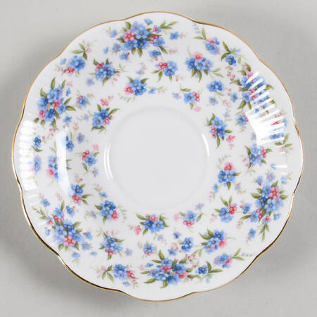 Nell Gwynne Series Saucer for Footed Cup