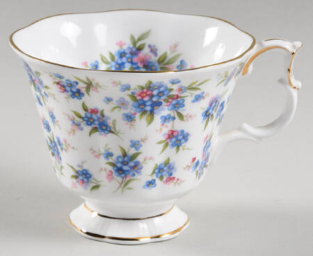 Nell Gwynne Series Footed Cup