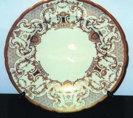8993 by Royal Crown Derby