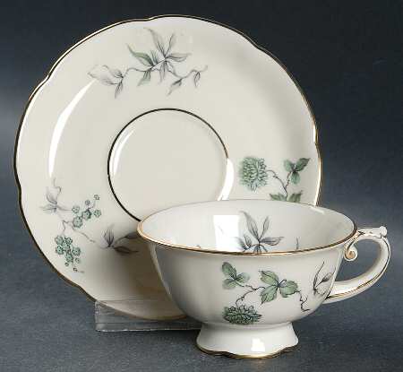 ROB209 Footed Demitasse Cup & Saucer Set