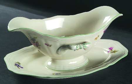 2341 Gravy Boat with Attached Underplate