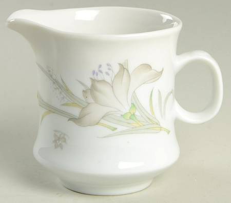 Daffodil (Extra Small Flowers) Creamer