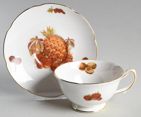 2124 Footed Cup & Saucer Set