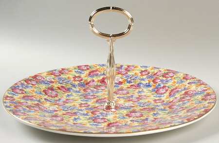 Royalty (Bone, Circa 1995) Round Serving Plate with Handle (DP)