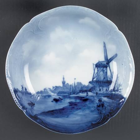 Delft Sanssouci 9" Round Vegetable Bowl