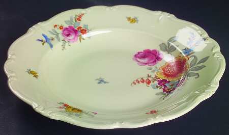 R808 Large Rim Soup Bowl