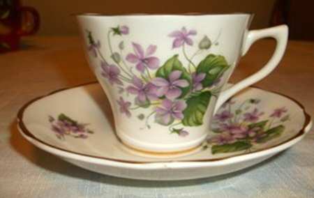 RE5 Flat Cup & Saucer Set