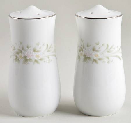 Larksong Salt & Pepper Set