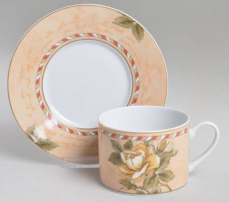 Allegra Flat Cup & Saucer Set