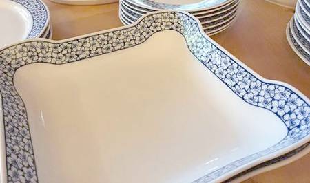 R818 9" Square Vegetable Bowl