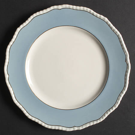 V1953 by Royal Doulton