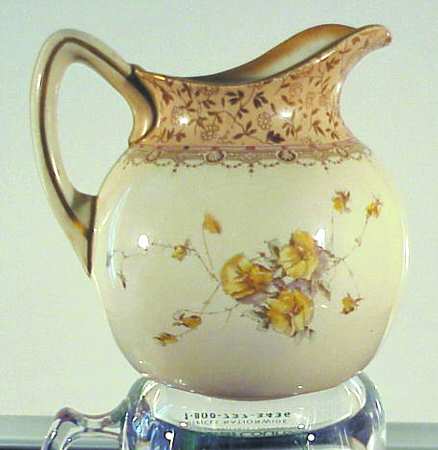 A6853 by Royal Doulton