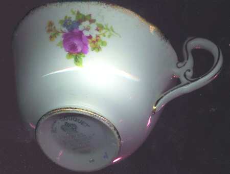 Rose Bouquet Flat Cup
