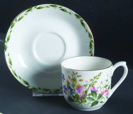 The Garden Flat Cup & Saucer Set