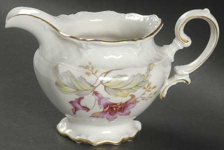 01157 Creamer