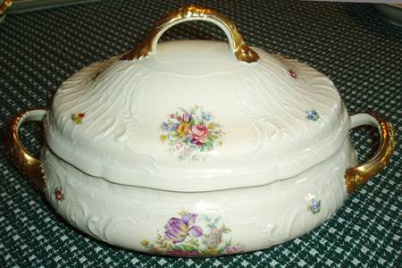 R844 Round Covered Vegetable