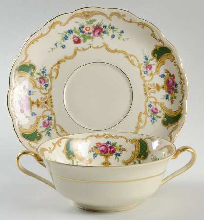 ROB215 Footed Cream Soup Bowl & Saucer Set