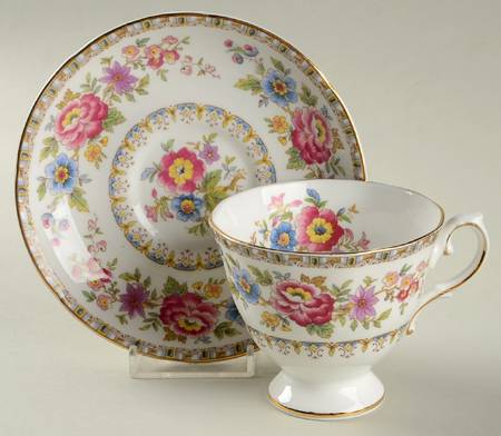 Malvern (Scalloped) Footed Cup & Saucer Set