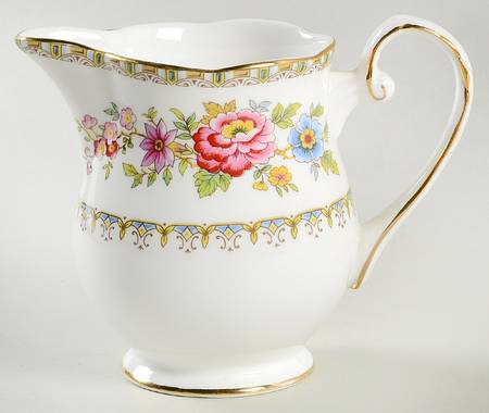 Malvern (Scalloped) Creamer