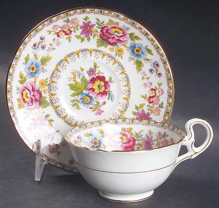 Malvern (Scalloped) Footed Cup & Saucer Set