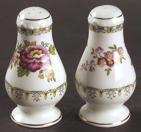 Malvern (Scalloped) Salt & Pepper Set