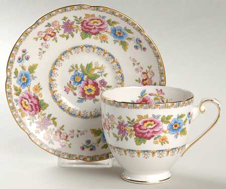 Malvern (Scalloped) Footed Cup & Saucer Set