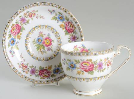 Malvern (Scalloped) Footed Cup & Saucer Set