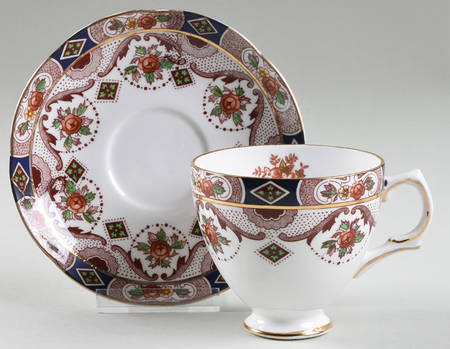 Carina Footed Cup & Saucer Set