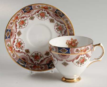 Carina Footed Cup & Saucer Set