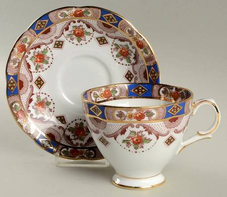 Carina Footed Cup & Saucer Set