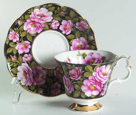 Flora Series Footed Cup & Saucer Set