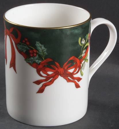 Holly Ribbons Green Mug