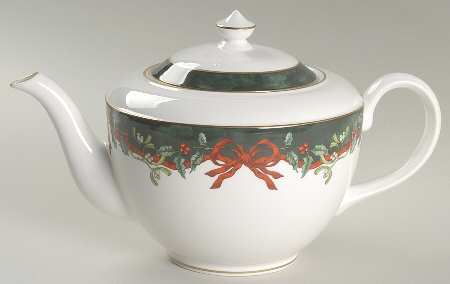 Holly Ribbons Green Teapot & Lid