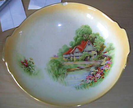 Red Roof Cottage Yellow Handled Cake Plate