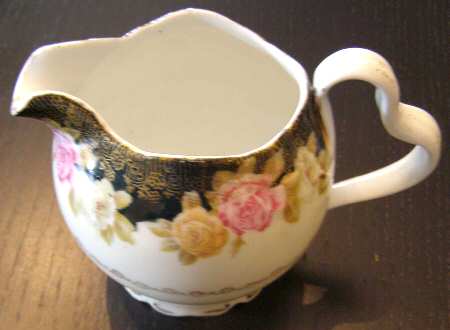 R866 Creamer