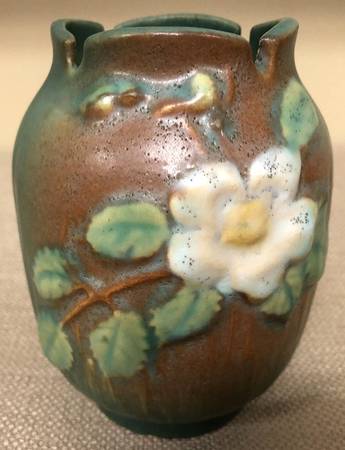 White Rose (Brown, Terra Cotta and Green) 4" Vase