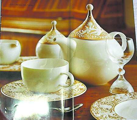 Tamino Flat Cup & Saucer Set