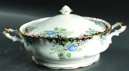 Sonatina Round Covered Vegetable