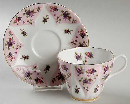 Debutante Series Footed Cup & Saucer Set