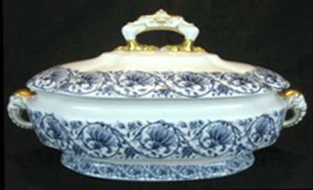 W3823 Oval Tureen & Lid