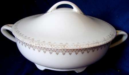 R889 Oval Covered Vegetable